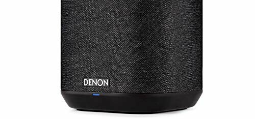 Zwarte draadloze Denon speaker in gebruik