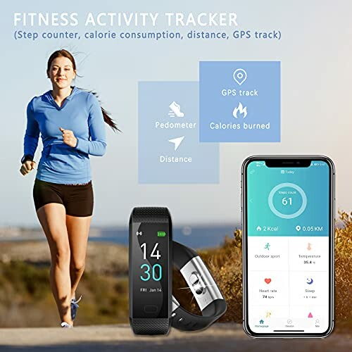 Vrouw joggend met fitness tracker en smartphone-app